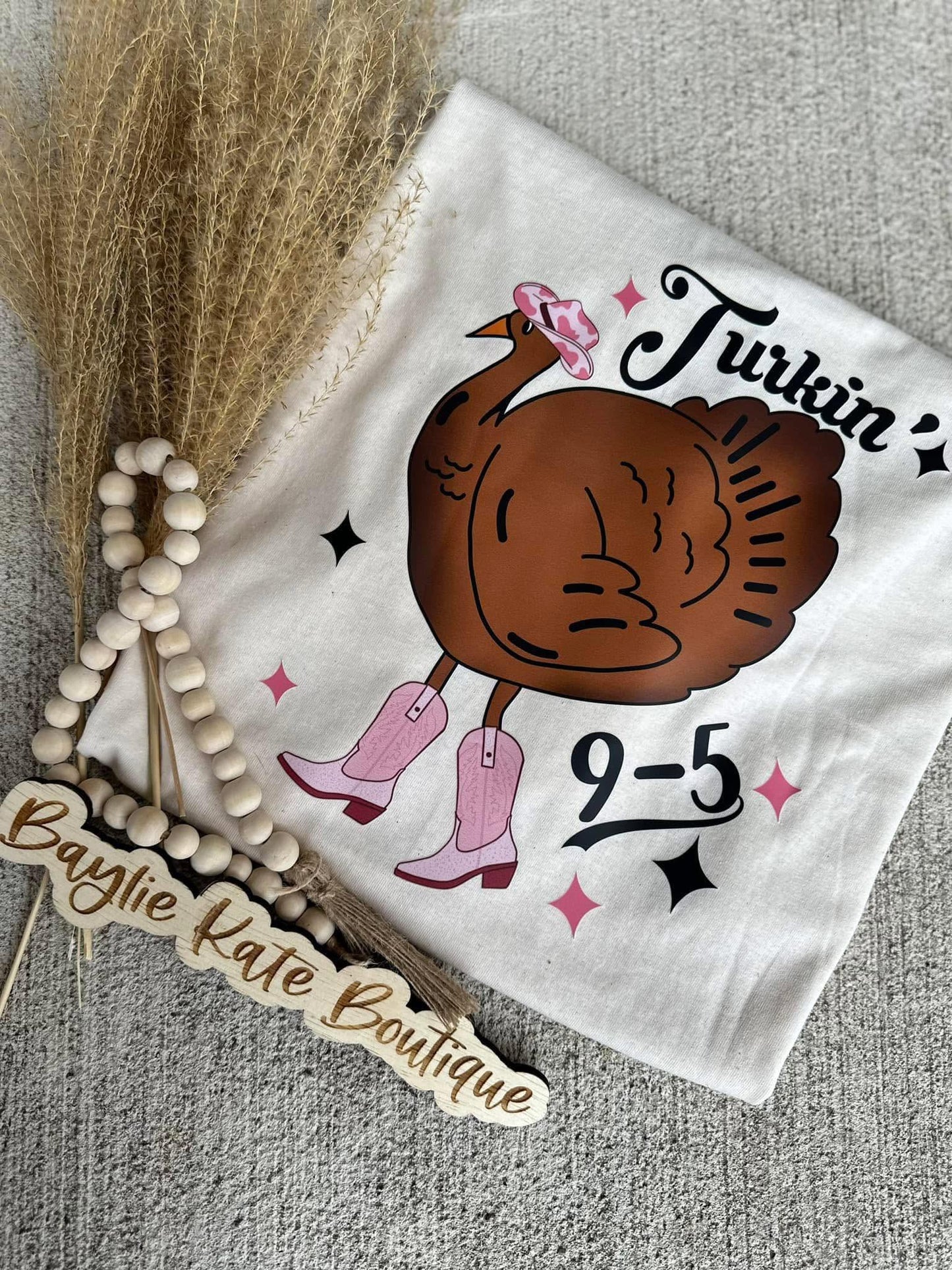 Turkin' 9 to 5 tee